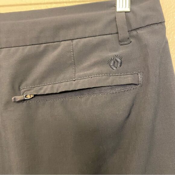 Hang Ten Hybrid Stretch lightweight everyday stretch navy blue shorts 12” - 36 - Picture 4 of 10